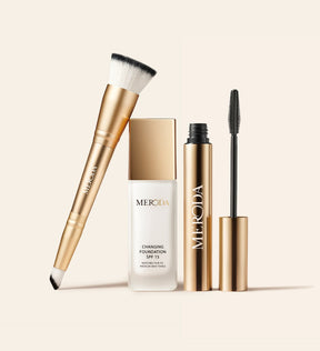 The Meroda Starter Set mit Changing Foundation SPF 15, Gilded Lashes Mascara und doppelseitigem 2-in-1 Build & Conceal Brush