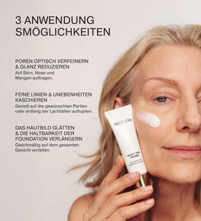 Velvet Skin Primer Tube und Anwendungsschwenk an einem Model, das die porenkaschierenden Vorteile demonstriert.